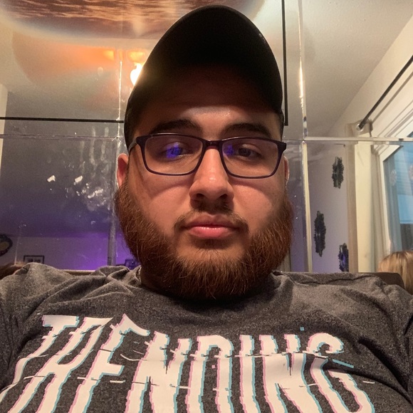 Meet your Posher, Guillermo - Picture 1 of 1